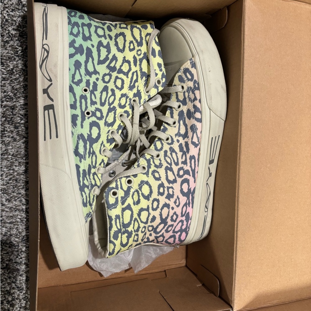 Steve Madden Multicolor Leopard Print Sneakers